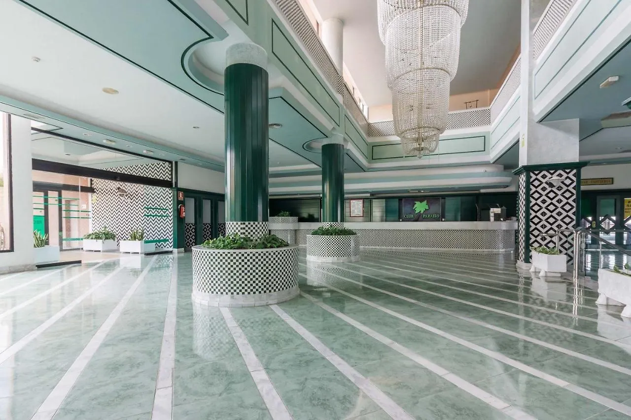 아파트 Two Bedroom Paraiso 아데제