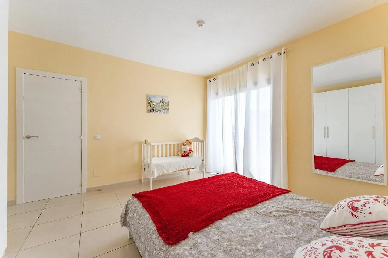 Two Bedroom Paraiso 아데제 아파트