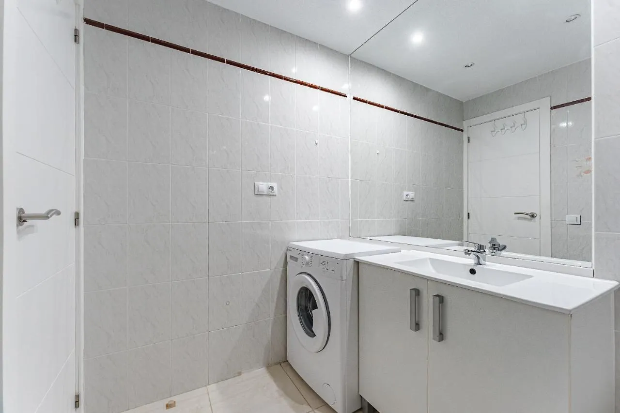 아파트 Two Bedroom Paraiso 아데제